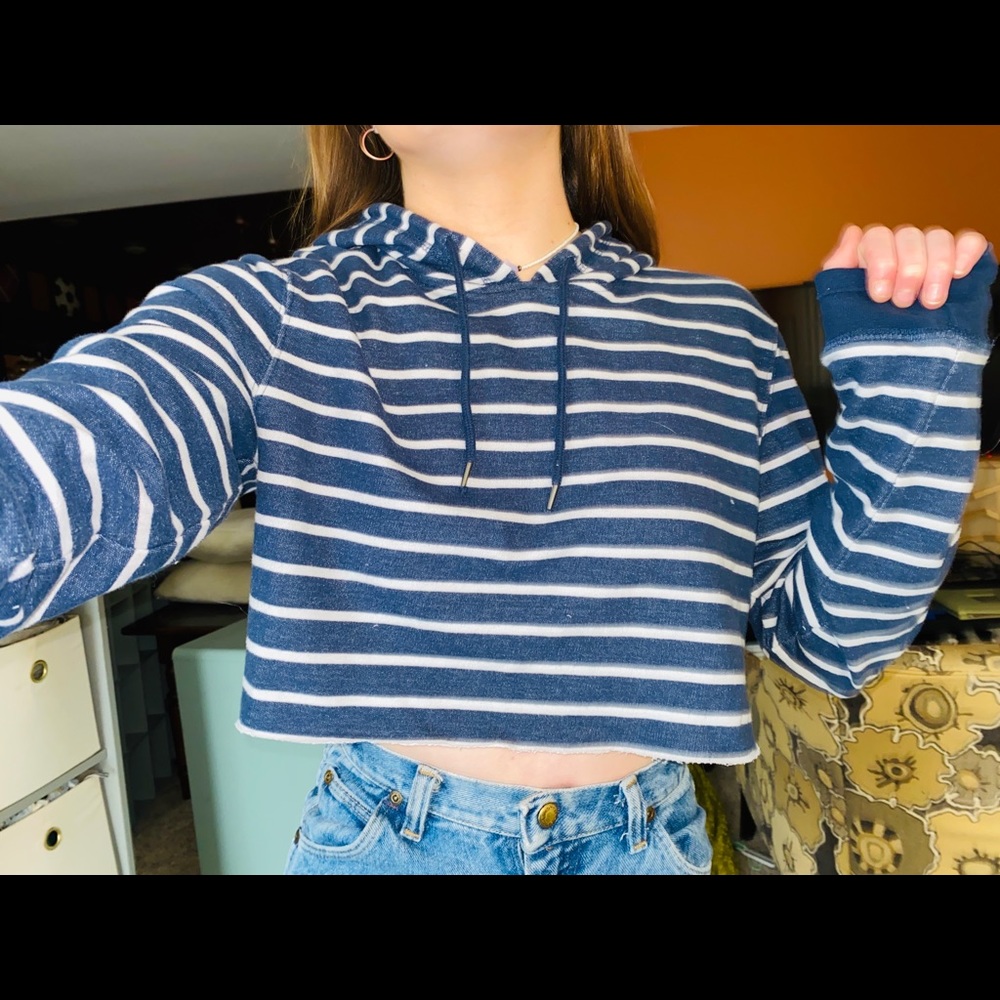 Cropped hoodie with blue & white stripes (: